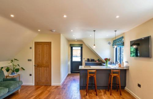 Hele Apartment | Finest Retreats - Dingles Farm Annexe