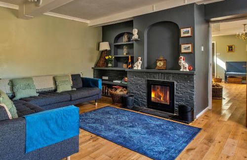 Dolgellau House | Finest Retreats - Felin Ship