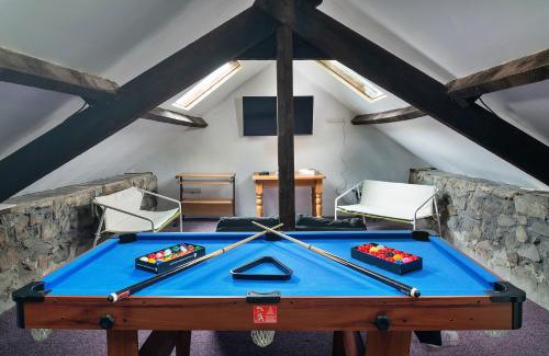 Dolgellau House | Finest Retreats - Felin Ship