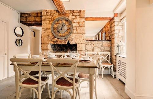 Rodborough House | Finest Retreats - Hendy Cottage