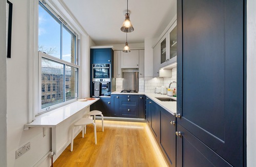 South Richmond Apartment | Finest Retreats | Hill Rise