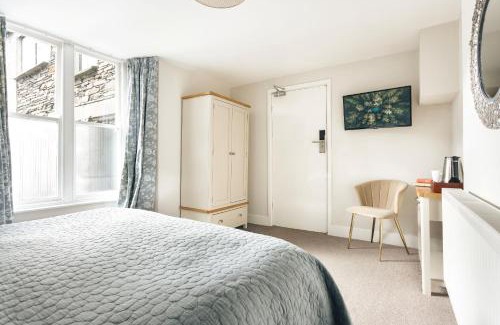 Ambleside House | Finest Retreats - Kelsick Villa Guest House - Gummers How