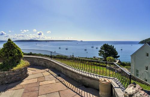 Kingsand House | Finest Retreats - Penley Villa