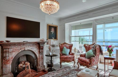 Kingsand House | Finest Retreats - Penley Villa