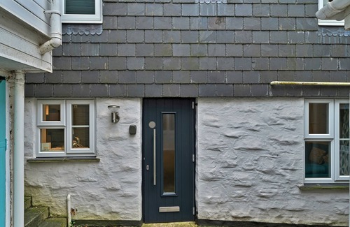 Mevagissey Cottage | Finest Retreats | Porthole Cottage
