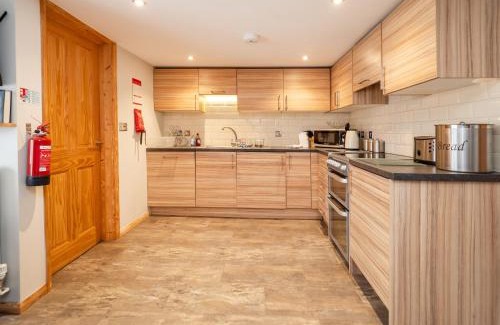 Surlingham House | Finest Retreats - Pottles Cottage