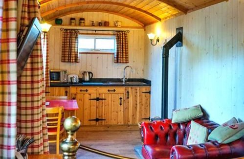 Coalbrookdale Ski Chalet | Finest Retreats Shepherds Rest at Morrells Wood