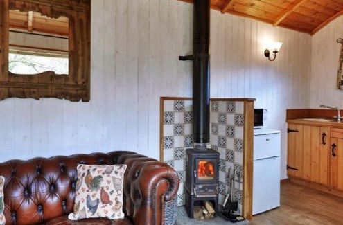 Coalbrookdale Ski Chalet | Finest Retreats - Shepherds Retreat at Morrells Wood