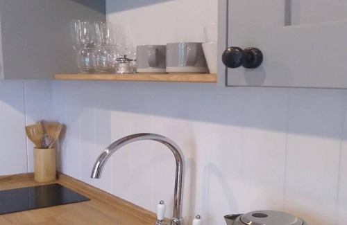 Steyning Ski Chalet | Finest Retreats | The Bakers Hut