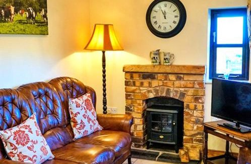 Coalbrookdale House | Finest Retreats - The Dairy at Morrells Wood