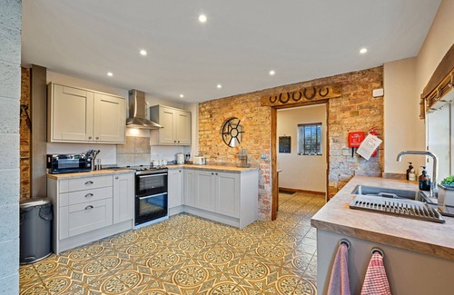 Horncastle House | Finest Retreats | The Old Smithy