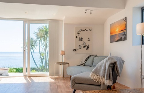 Downderry Apartment | Finest Retreats | The Artist's Studio