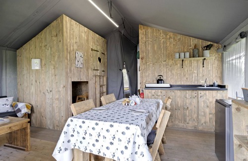 Hertford Ski Chalet | Finest Retreats | The Herdwick Safari Tent