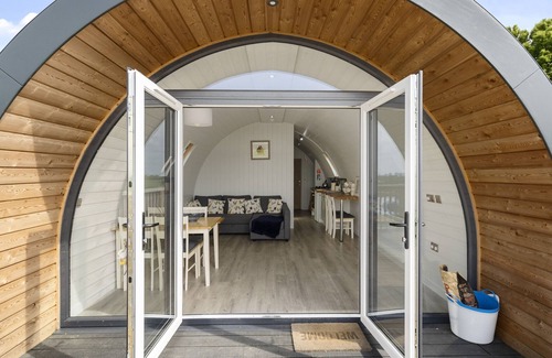 Hertford Ski Chalet | Finest Retreats | The Highland Camping Pod