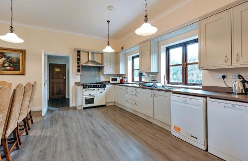 Craven Arms House | Finest Retreats - The Park