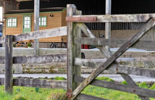 Beaworthy House | Finest Retreats - The Shepherd's Hut at Northcombe Farm