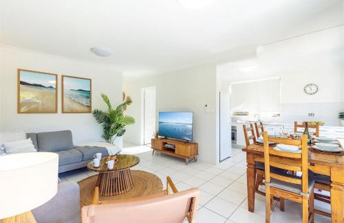 Fingal Bay House | Fingal Bay Coastal Retreat 1 12 Marine Dr fantastic ground floor duplex
