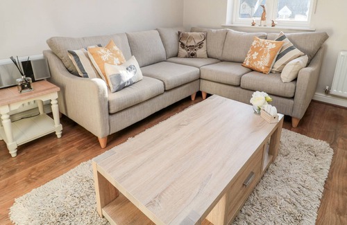 Powburn Apartment | FINN VALE, pet friendly, with a garden in Powburn