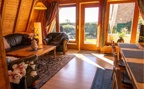 Kroeslin House | Finnhütte in Freest mit Sauna und umzäunten Grundstück