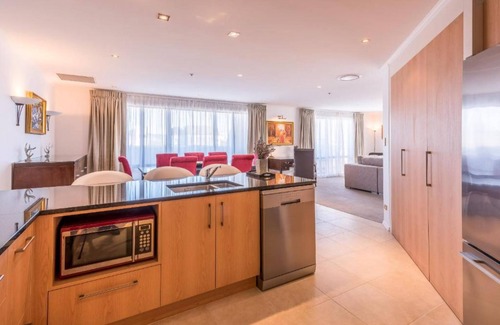 Christchurch City Centre Apartment | Fino Hotel and Suites