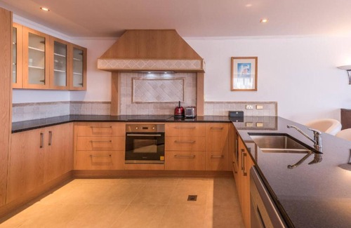 Christchurch City Centre Apartment | Fino Hotel and Suites
