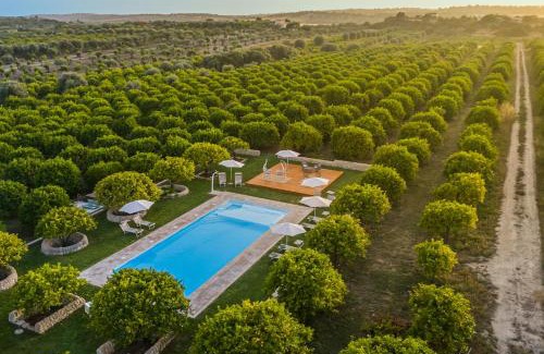 Noto Bed & Breakfast | Fiore di Vendicari B&B - Sicilian Charme, Lemon Grove and Sea