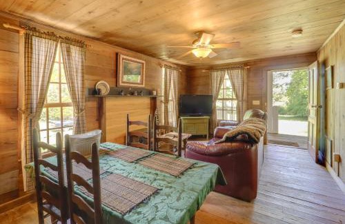 Vein Mountain House | Fire Pit and Hot Tub Dog-Friendly Marion Retreat