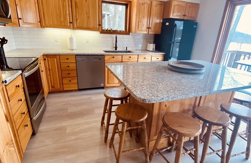 Wautoma Ski Chalet | Fire pit! Hot tub! Game room! Kayaks!