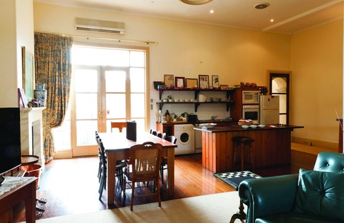 North Adelaide Apartment | Fire Station Inn