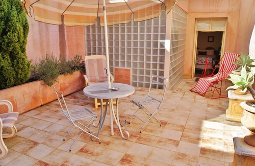 North Adelaide Apartment | Fire Station Inn