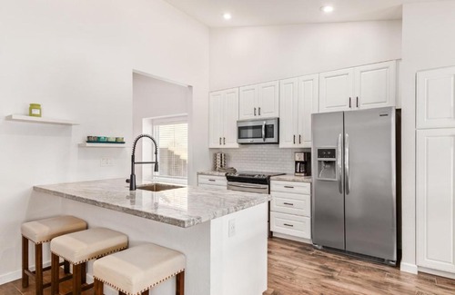 Gilbert House | Fire Stone Getaway