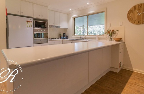 Bungwahl House | Firefly - Family Friendly close to Seal Rocks