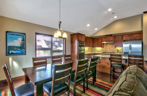 Tahoe Meadows Condo | Fireplace, Near Heavenly Gondola, Shops & Dining