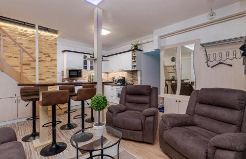 Csarnok negyed Apartment | Fireworks Rakoczi - FREE PARKING - 3 BEDROOMS - 2 BATHROOMS