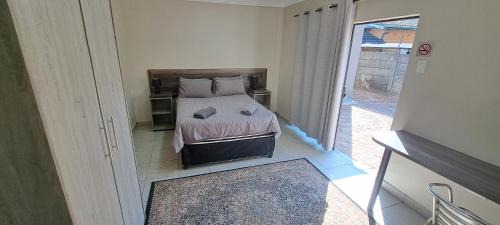 Germiston Apartment | First 2 Stay