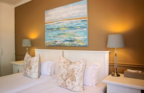 Summerstrand House | First Avenue Guesthouse