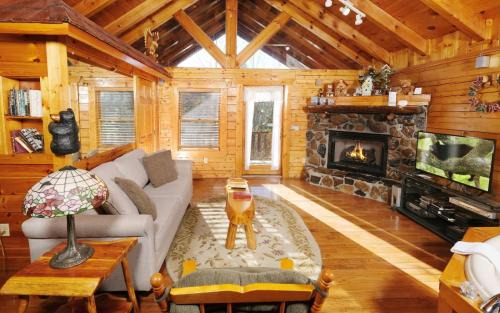 Sevierville Villa | First Flight