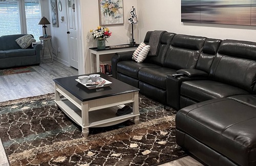 Vaught Condo | First floor! 2/2 Bed/bath w/ wi-fi! (Newly Renovated 2022! Open floor plan! )