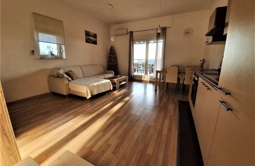 Cove Donja Krusica (Donje selo) House | First floor at the villa for 8 guests!!)) Two apartments on Solta island