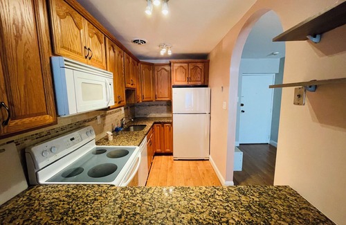 Elkins Park Apartment | First‑Floor Comfort: 2BR/2BA Condo w/Private Parking