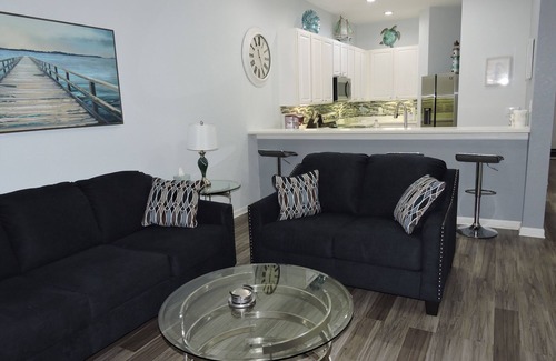 Hillcrest Estates Condo | First floor condo - 2Bed/2 Bath - sleeps 6 - Just minutes to Disney & much more