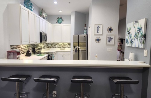 Hillcrest Estates Condo | First floor condo - 2Bed/2 Bath - sleeps 6 - Just minutes to Disney & much more