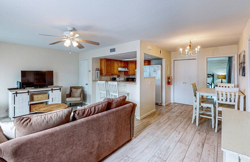 Cinnamon Shore Condo | First Floor Condo, Shared Pool and Grill, Boardwalk