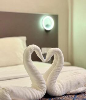 Pekan Melayu Hotel | First Garden Hotel Managed By KR Cosmos Sdn Bhd