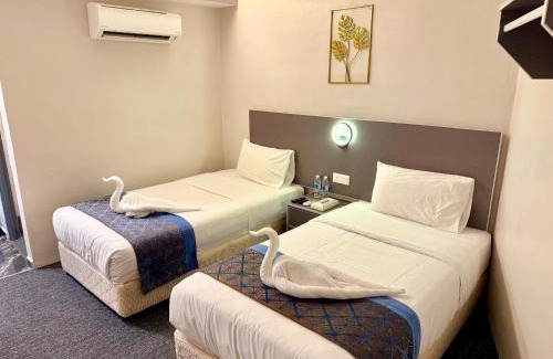 Pekan Melayu Hotel | First Garden Hotel Managed By KR Cosmos Sdn Bhd