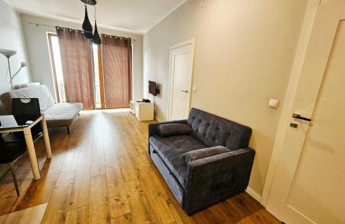 Zoliborz Apartment | FIRST - Green Żoliborz Apartment 4
