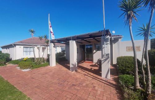 Hermanus Apartment | First Group Hermanus Beach Club