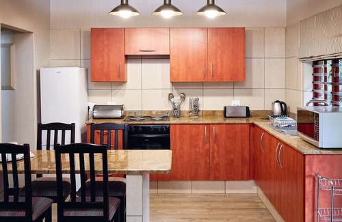 Hartbeespoort Apartment | First Group Magalies Park
