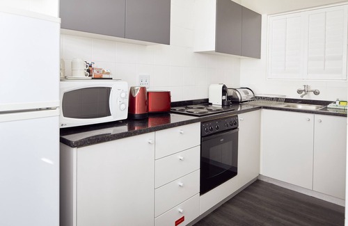 Sea Point Apartment | First Group Riviera Suites