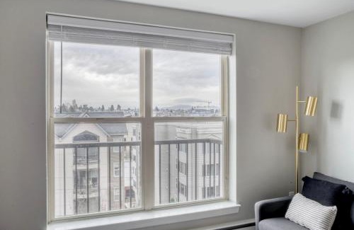 Yesler Terrace Apartment | First Hill 1br w lounge gym rooftop SEA-696